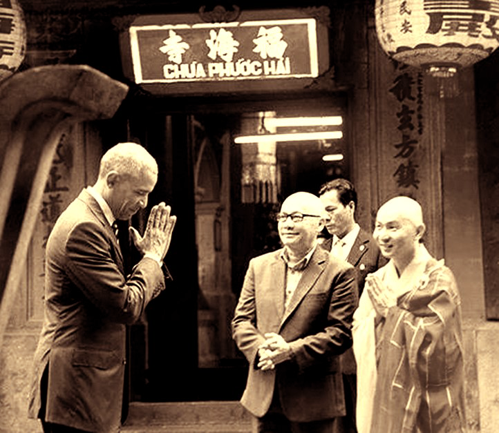 Thánh địa Việt Nam học - Obama thăm chùa Ngọc Hoàng
